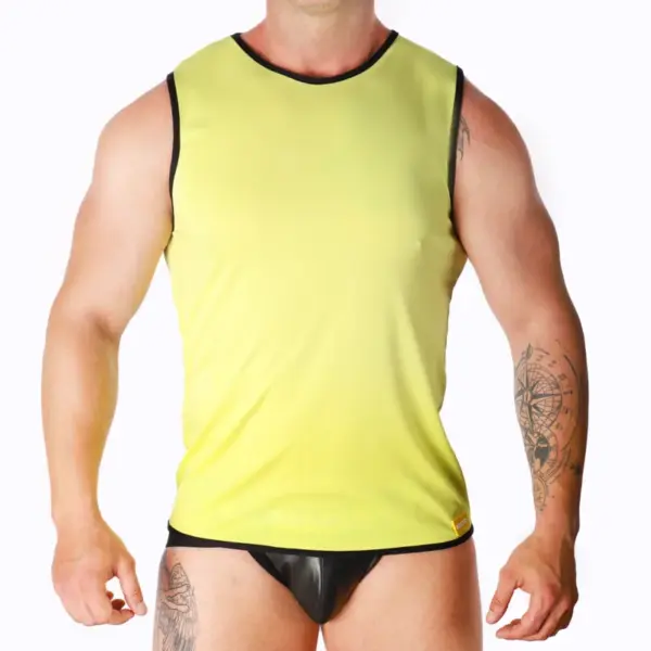 MACHO - GEEL T-SHIRT L/XL