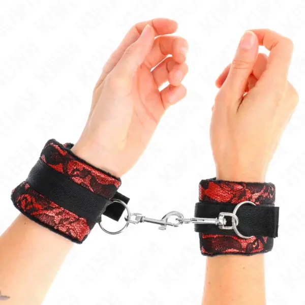 KINK - KORTE POLSBANDJES IN FLUWEELKANT EN ROOD/ZWARTE NYLONBINDING 23 X 6,5 CM