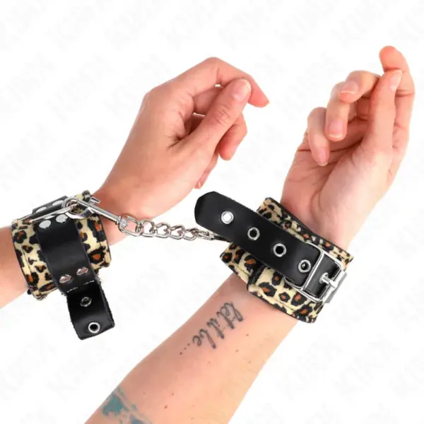 KINK - VERSTELBARE LEERPOLSBANDJES IN LUIPAARDSTIJL 18-29 CM X 5,5 CM