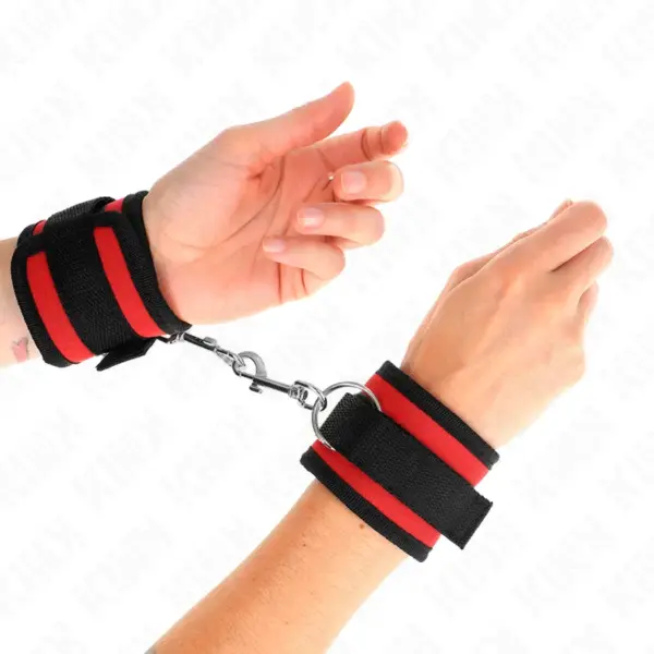 KINK - ROOD-ZWARTE NYLON POLSBANDJES MODEL 2 VERSTELBAAR 18-35 CM X 6 CM